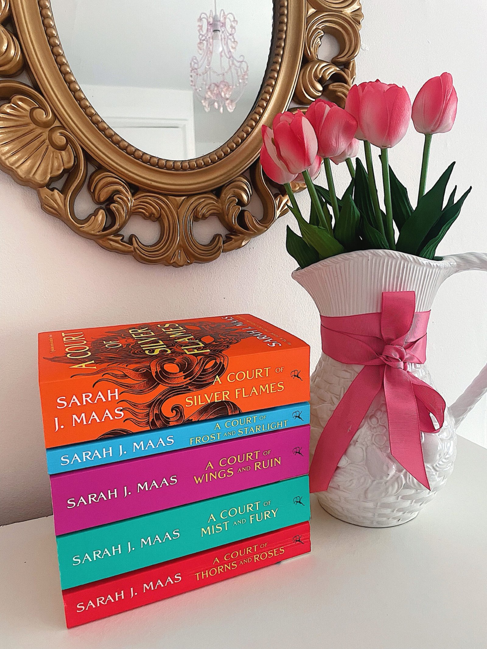 Sarah J. Maas Popular Books in Order – Everything You Need to Know